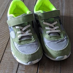 Worn once camo saucony sneakers boys size 11W